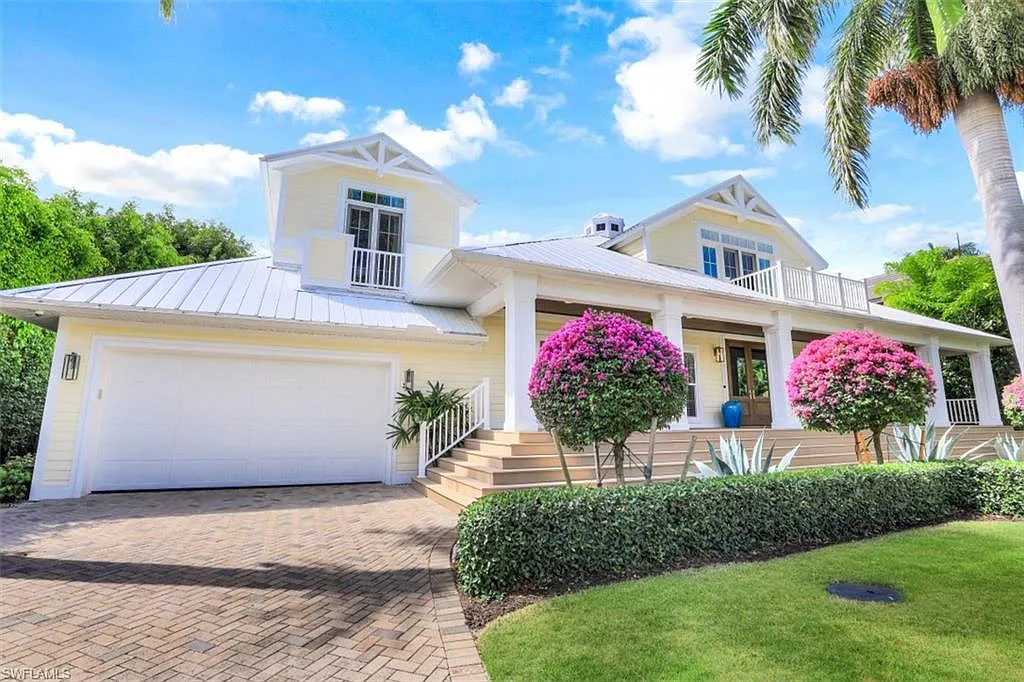 5 bed, 5.5 bath, 5145 sqft, $70,000 — Photo 3