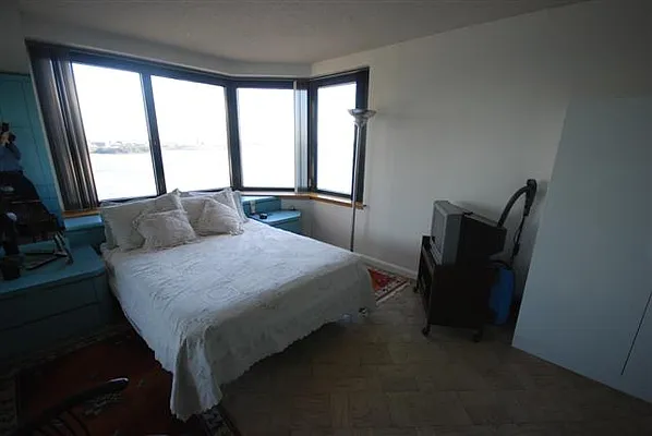 Rented by Luxury Habitat | media 3