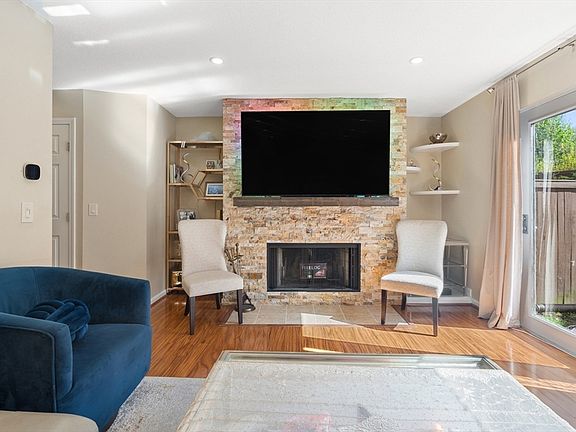 2nd image of 423 Neponset St APT A