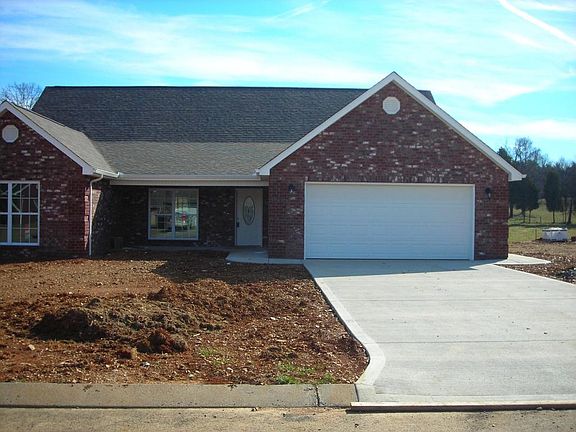 3rd image of 2022 Emma Ln