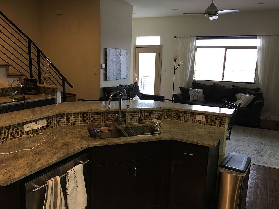 1st image of 5707 La Vista Dr