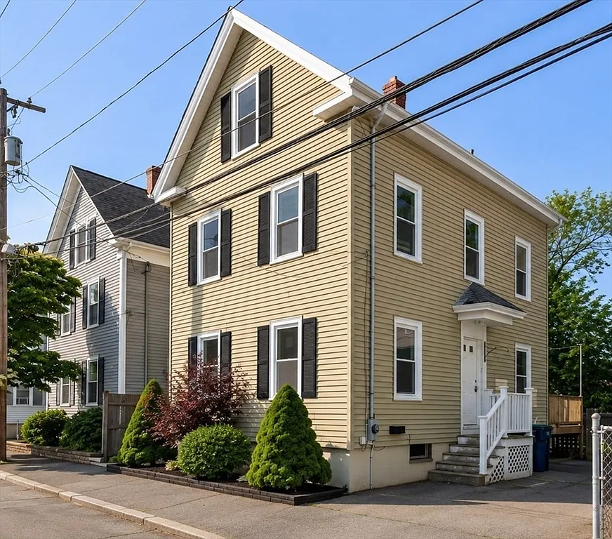 17 Osgood St