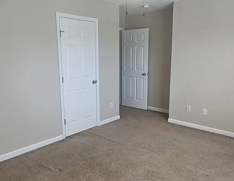 89 Salerno Dr — Photo 31