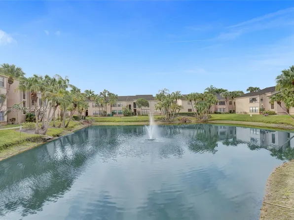 2846 S University Dr APT 4102, Davie, FL 33328