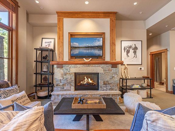 2nd image of 4001 Northstar Dr Unit 106