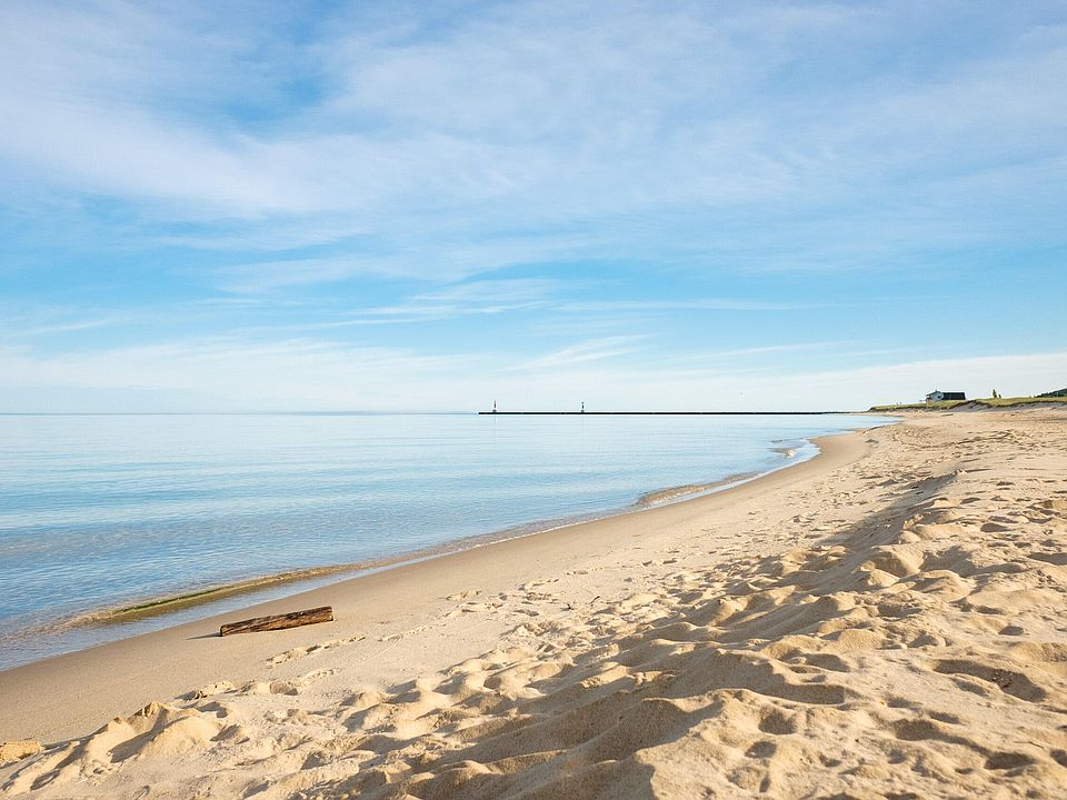 1st image of 26 & 27 Beech Knolls Trl
