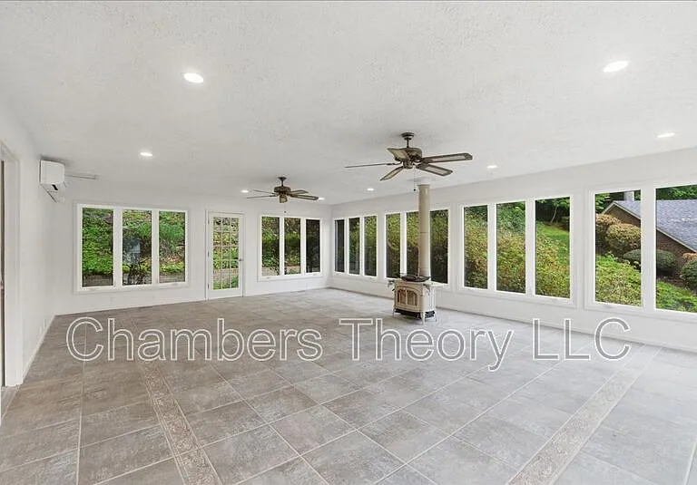 1436 Ironwood Dr — Photo 5