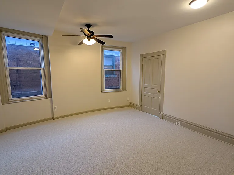 347 Spahr St — Photo 19