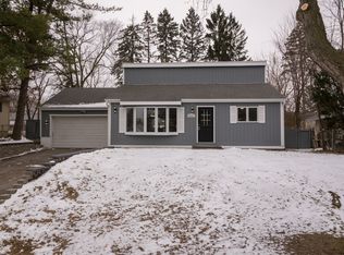 25267 W Timber Ln, Lake Villa, IL 60046