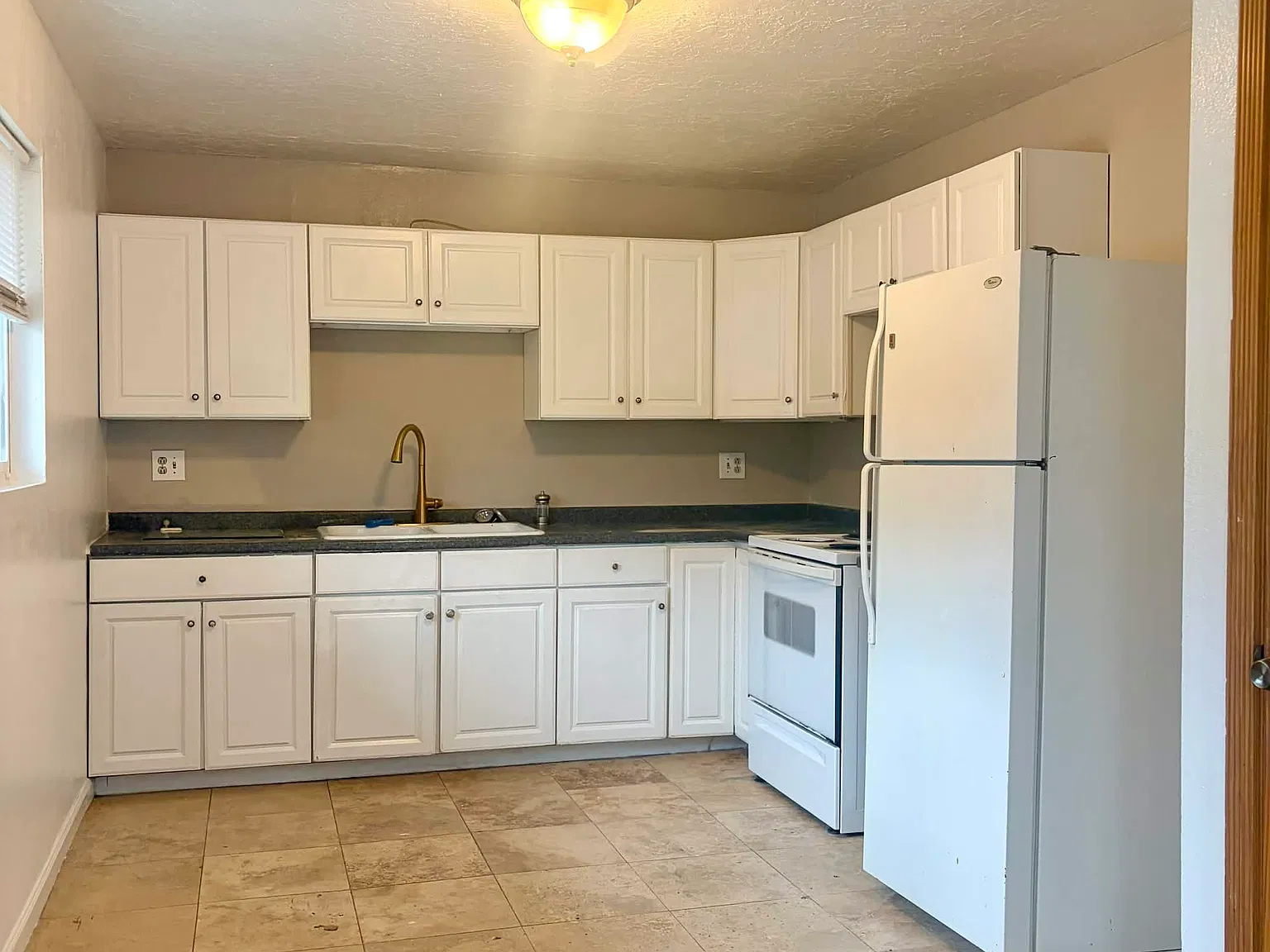 2 bed, 820 sqft, $1,250 — Photo 2