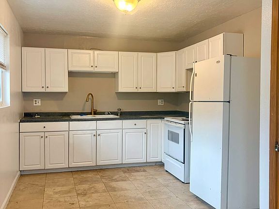2nd image of 9413 Marron Cir NE APT A