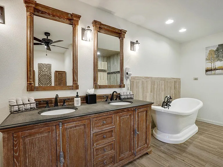 1201 Melissa Dr — Photo 17
