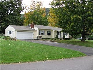 1st image of 27 Glider Cir