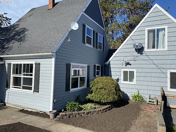 4th image of 40695 NW Pacific Ave