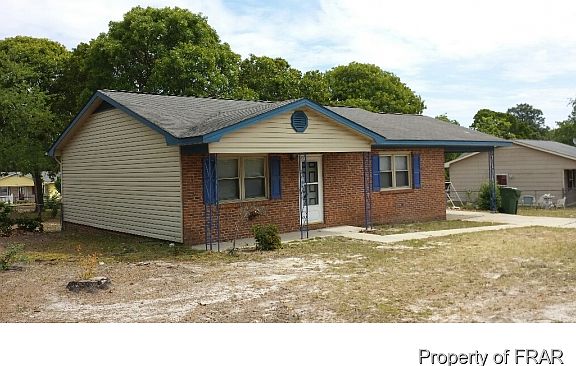2nd image of 5832 Wallace Dr