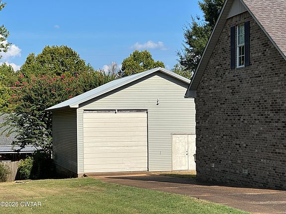 4th image of 94 New Renfroe St