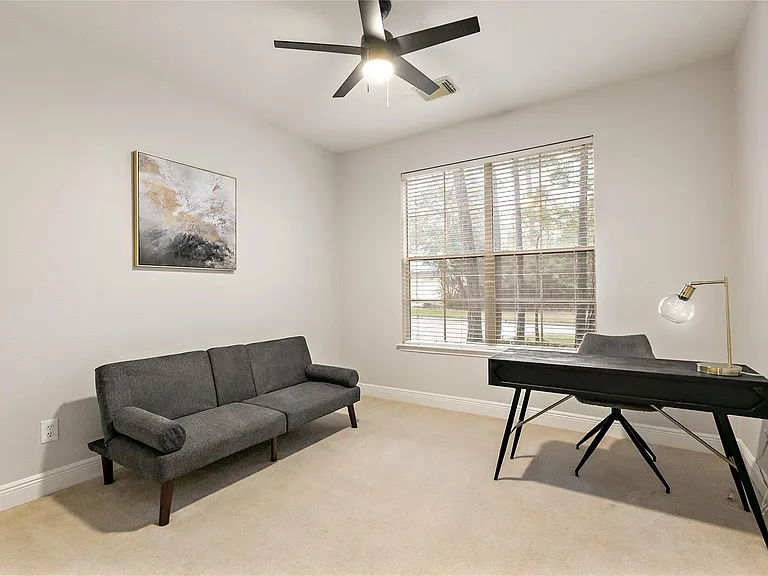 35 Larks Aire Pl — Photo 13