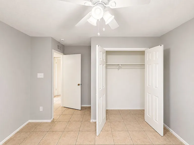805 Circle Cove Dr — Photo 21