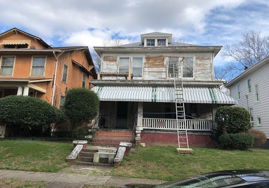 1st image of 2817 Griffin Ave