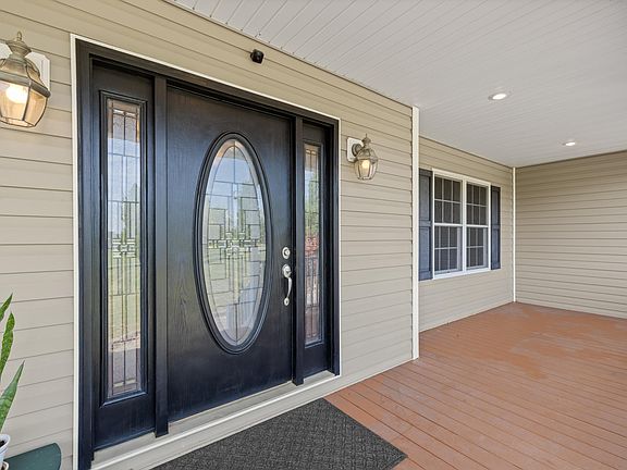 5th image of 204 Tadpole Ln