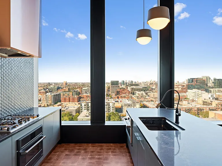 The Avra West Loop — Photo 25