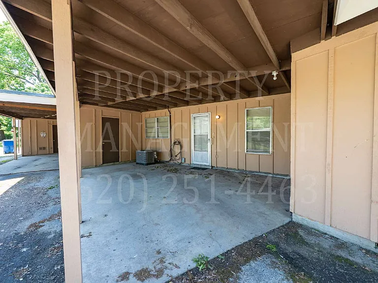 701 Beech St #E — Photo 8