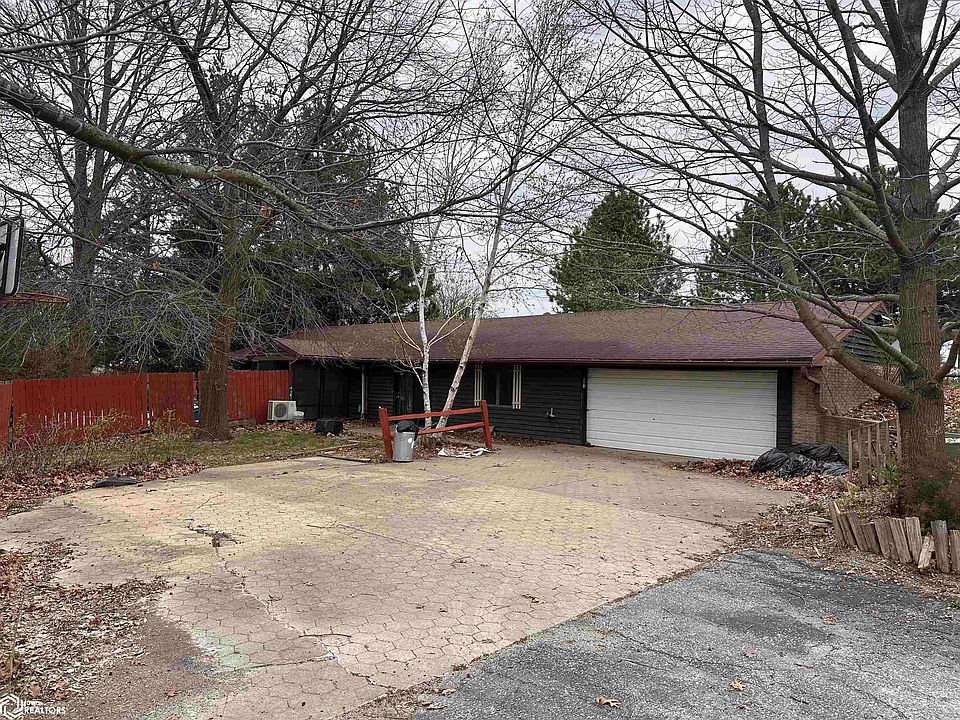 1st image of 2593 Garrels Dr