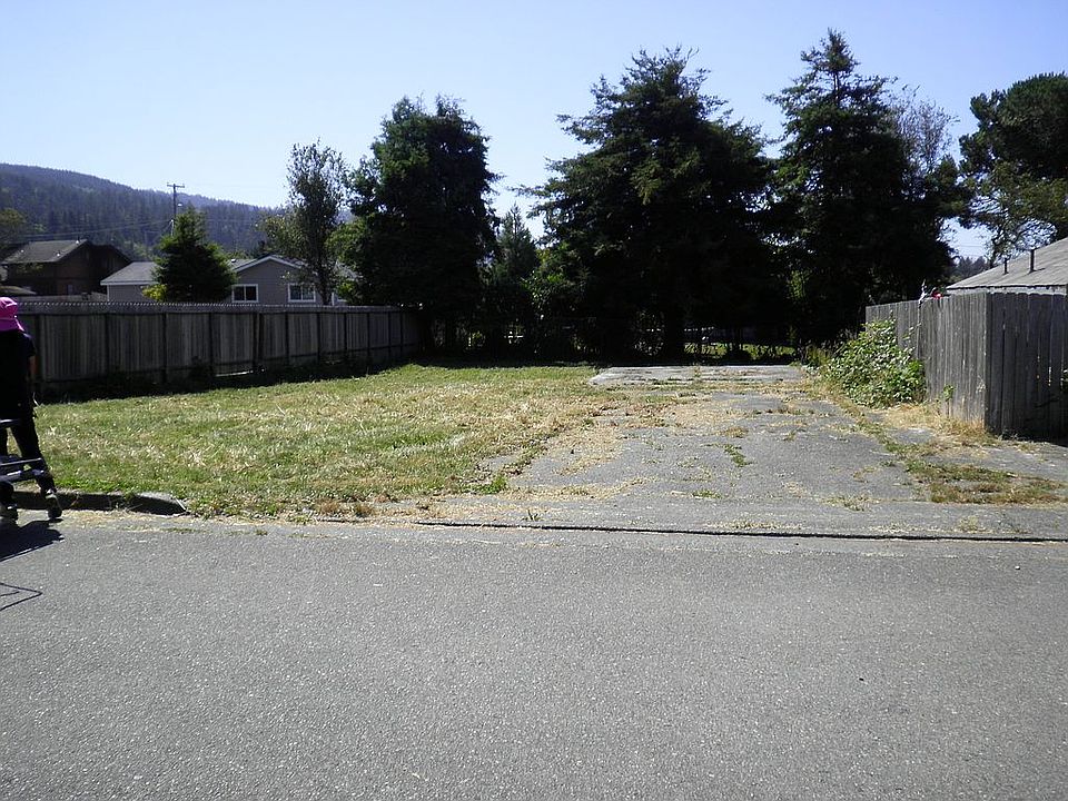 1st image of 2517 Oliver Ave