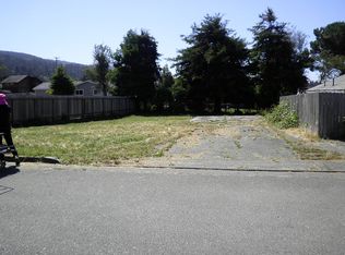 2517 Oliver Ave, Crescent City, CA 95531