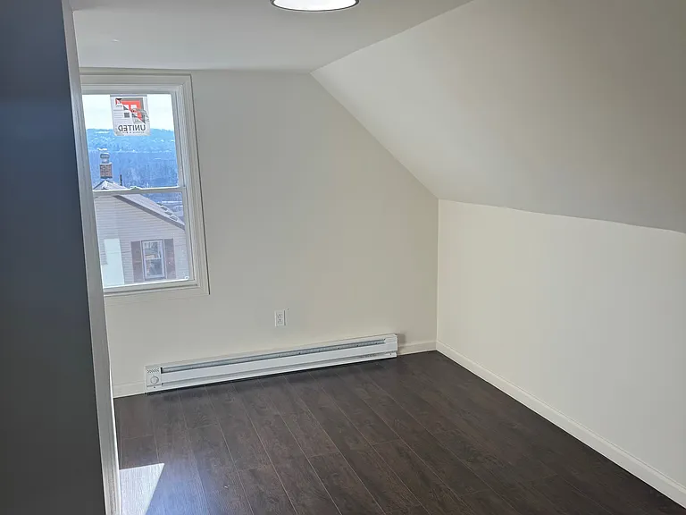 342 Kenney Ave — Photo 7