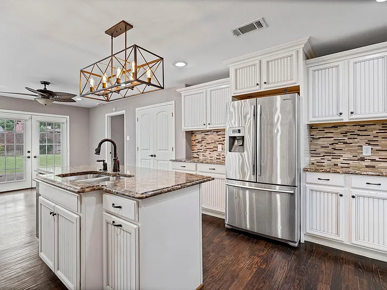 8406 Lakemont Dr — Photo 6