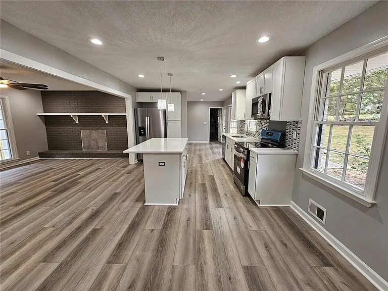 999 Braselton Hwy — Photo 5