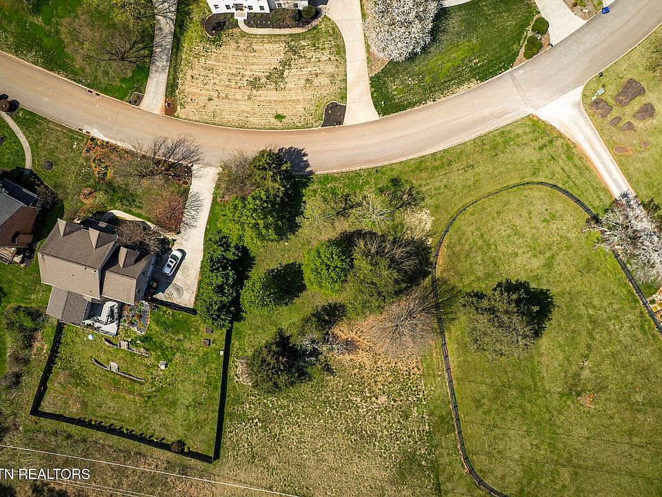 1st image of 8720 Hollingsfield Dr