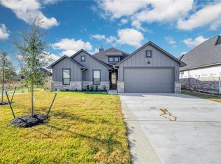 2811 Bombay, Bryan, TX 77808