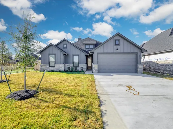 2811 Bombay, Bryan, TX 77808