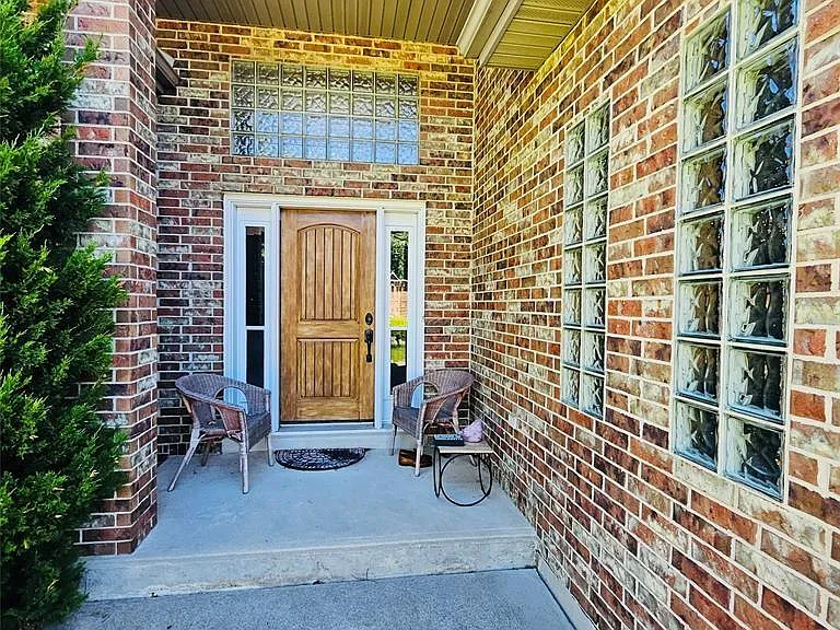 3918 Northway Ave — Photo 4