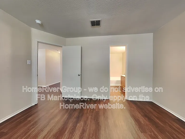 3013 Meadow Bluff Dr — Photo 7