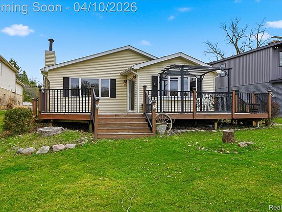 2nd image of 6115 Mabley Hill Rd