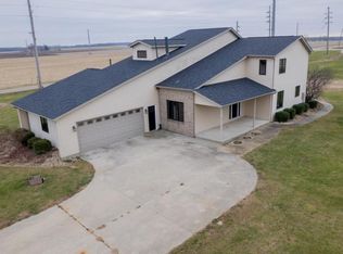 5031 Brittany Ln, Clinton, IL 61727