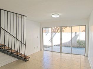4271 NW 11th St APT 5, Miami, FL 33126