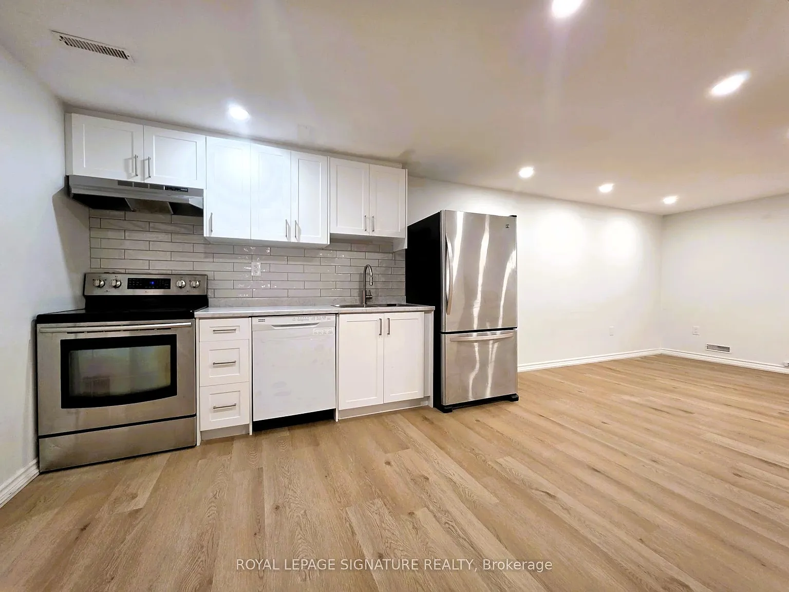 2 bed, $1,899 — Photo 3