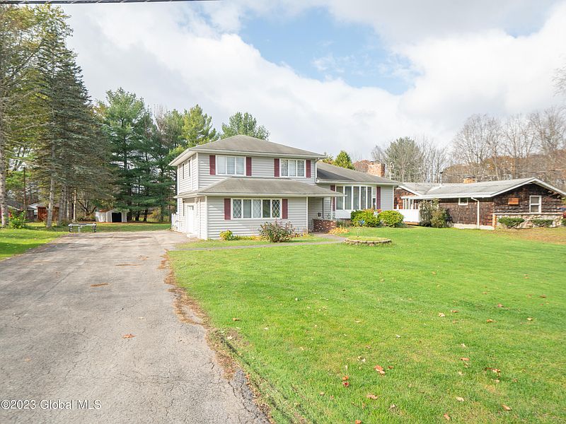 2nd image of 107 Robb Road