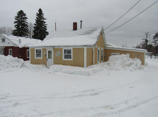 10 Coburn Avenue East St, Jackman, ME 04945