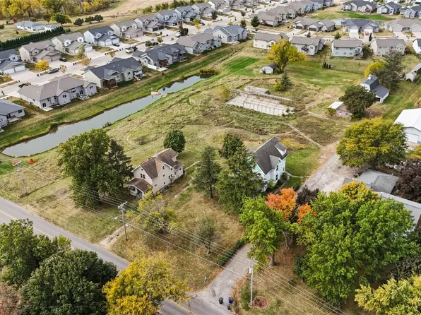 2424 18th St SW, Cedar Rapids, IA 52404