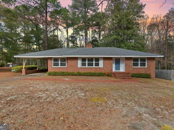 544 W Moring St, Swainsboro, GA 30401