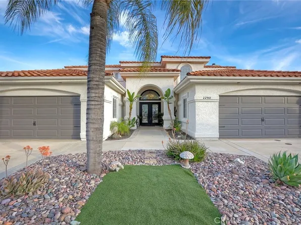 22561 Bass Pl, Canyon Lake, CA 92587
