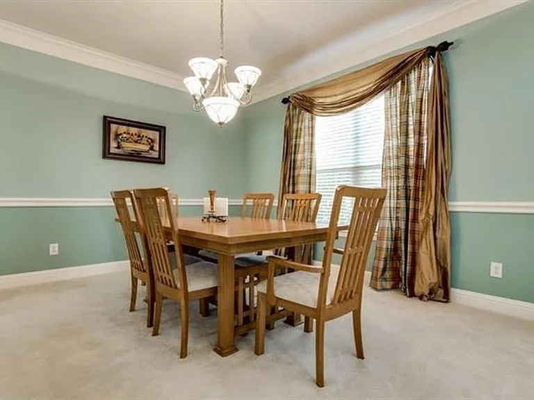 1016 Thorncliff Trl — Photo 7