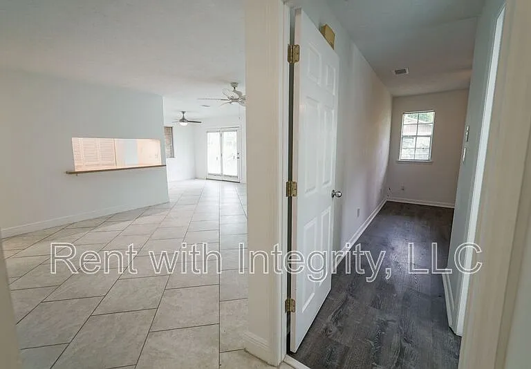251A S Villas Ct — Photo 13