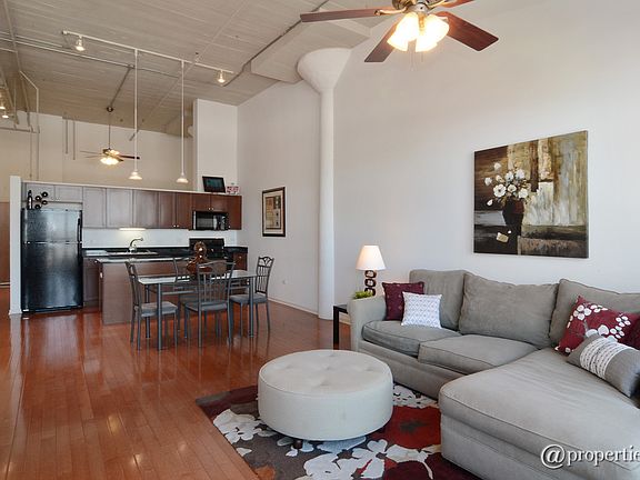 Living Room/Dining Room