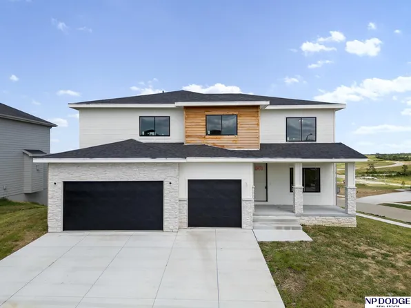 11001 N 170th St, Bennington, NE 68007